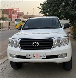 تۆیۆتا لاند کروزەر